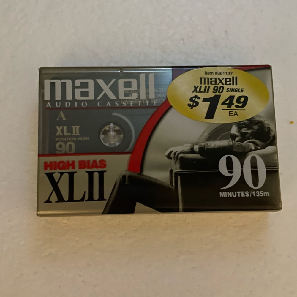 NWT One “Maxell Blank Audio Cassette Tape” 90 Minutes, New, Factory Sealed